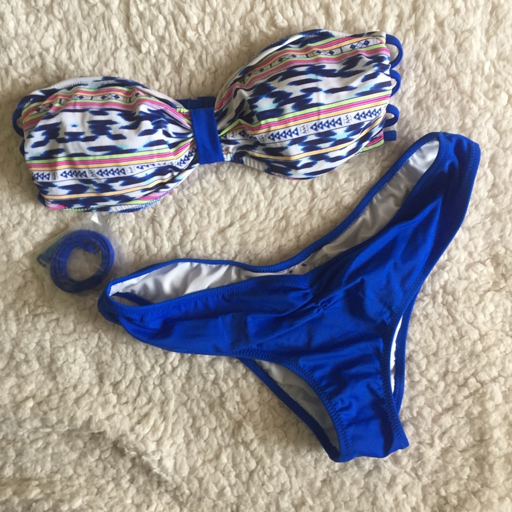 Victoria’s Secret Pink Strappy Bandeau Cheeky Set
